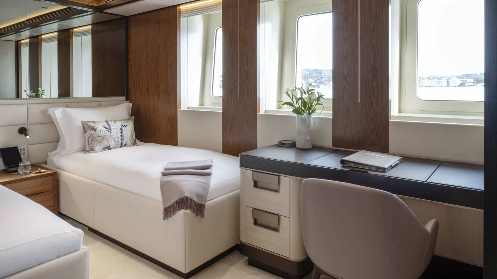 Heesen Yachts Solemates Interior