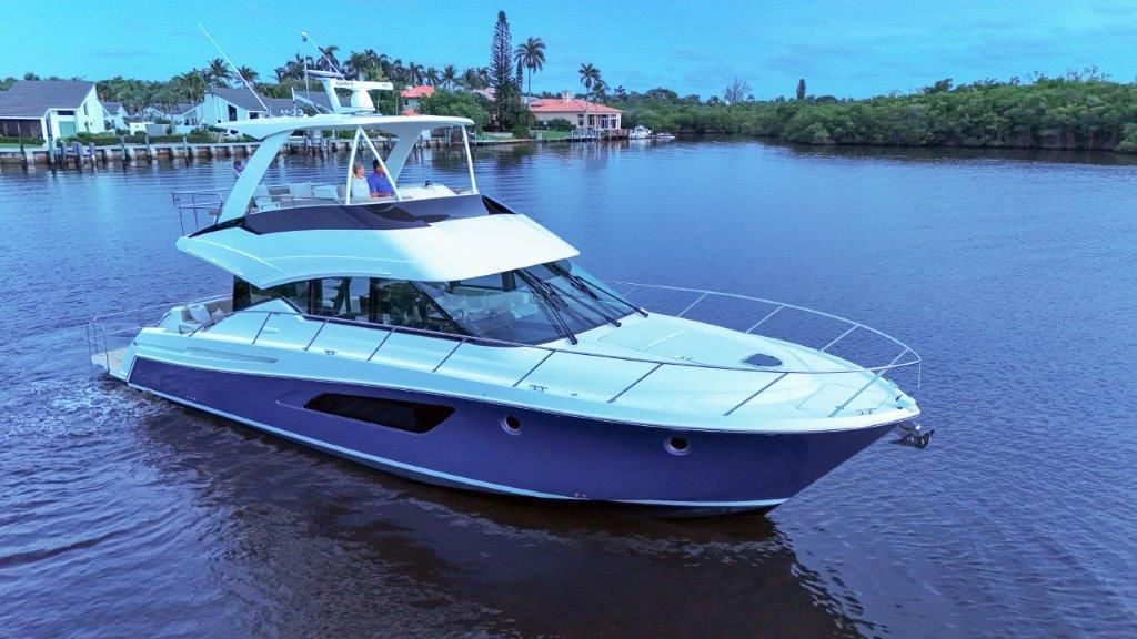 slider-2015-tiara-yachts-f50-power-9306597-20240514053728009-1_XLARGE.jpg