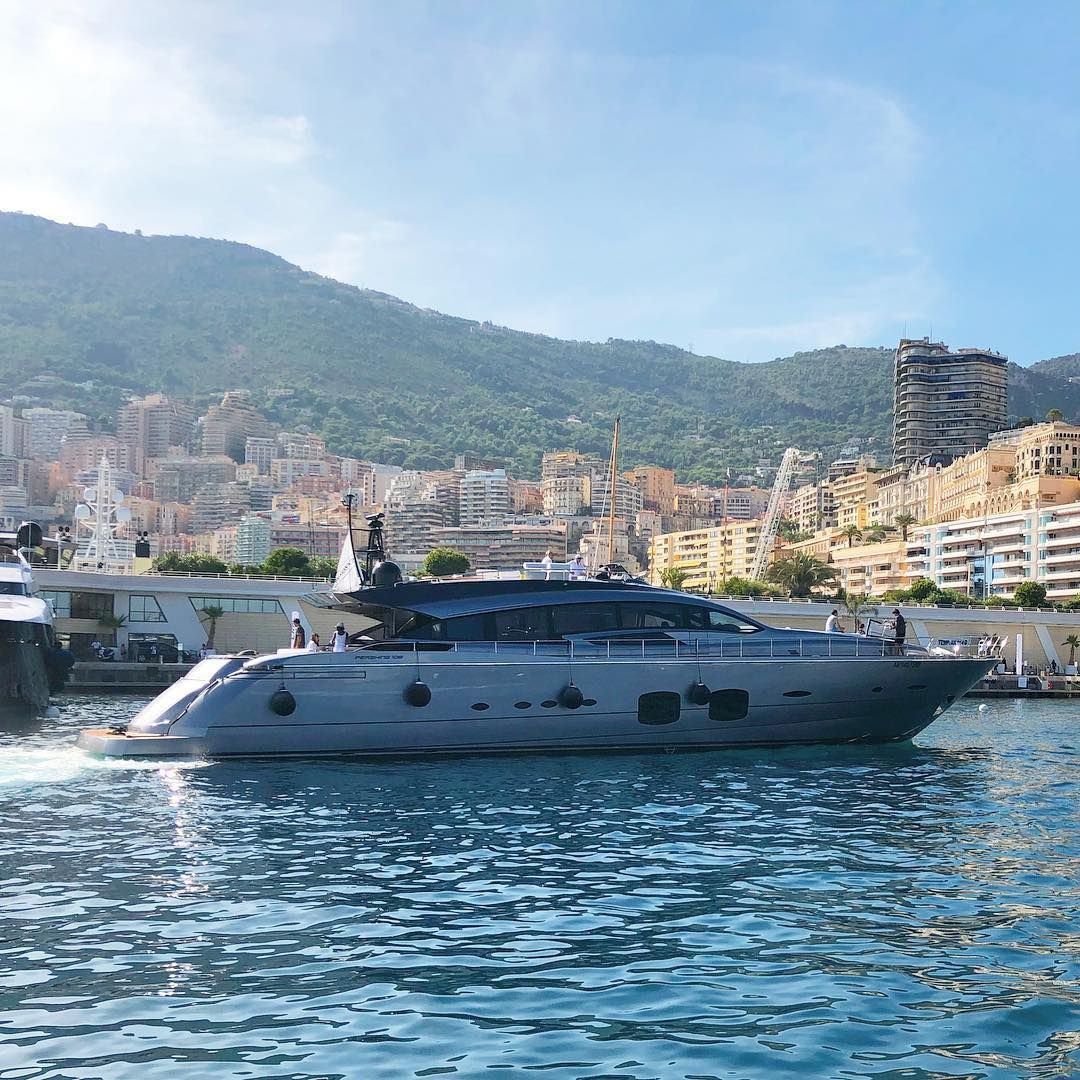 Esterni del Pershing 108