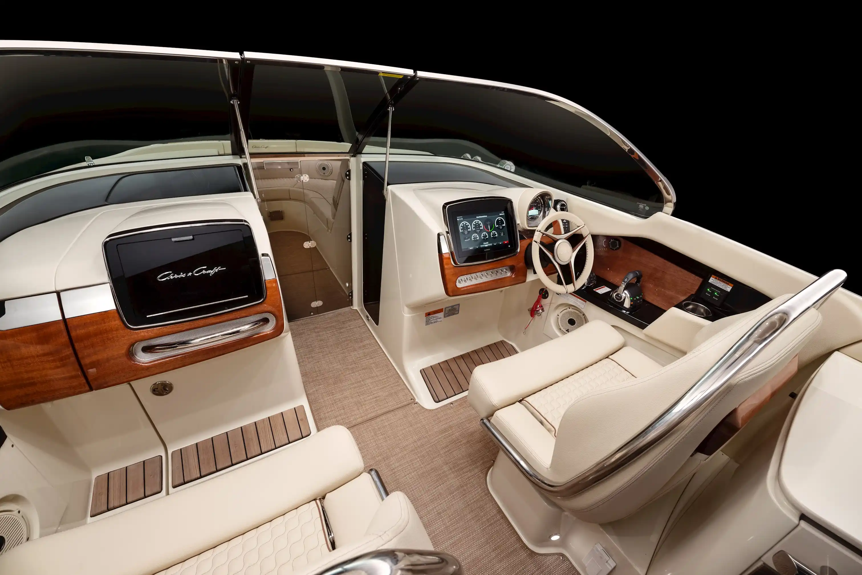 Chris-Craft Launch 31GT Interior