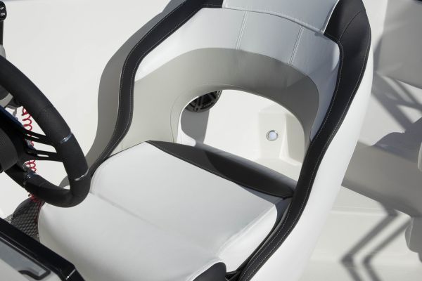 Interni del Starcraft SVX 190 DC OB