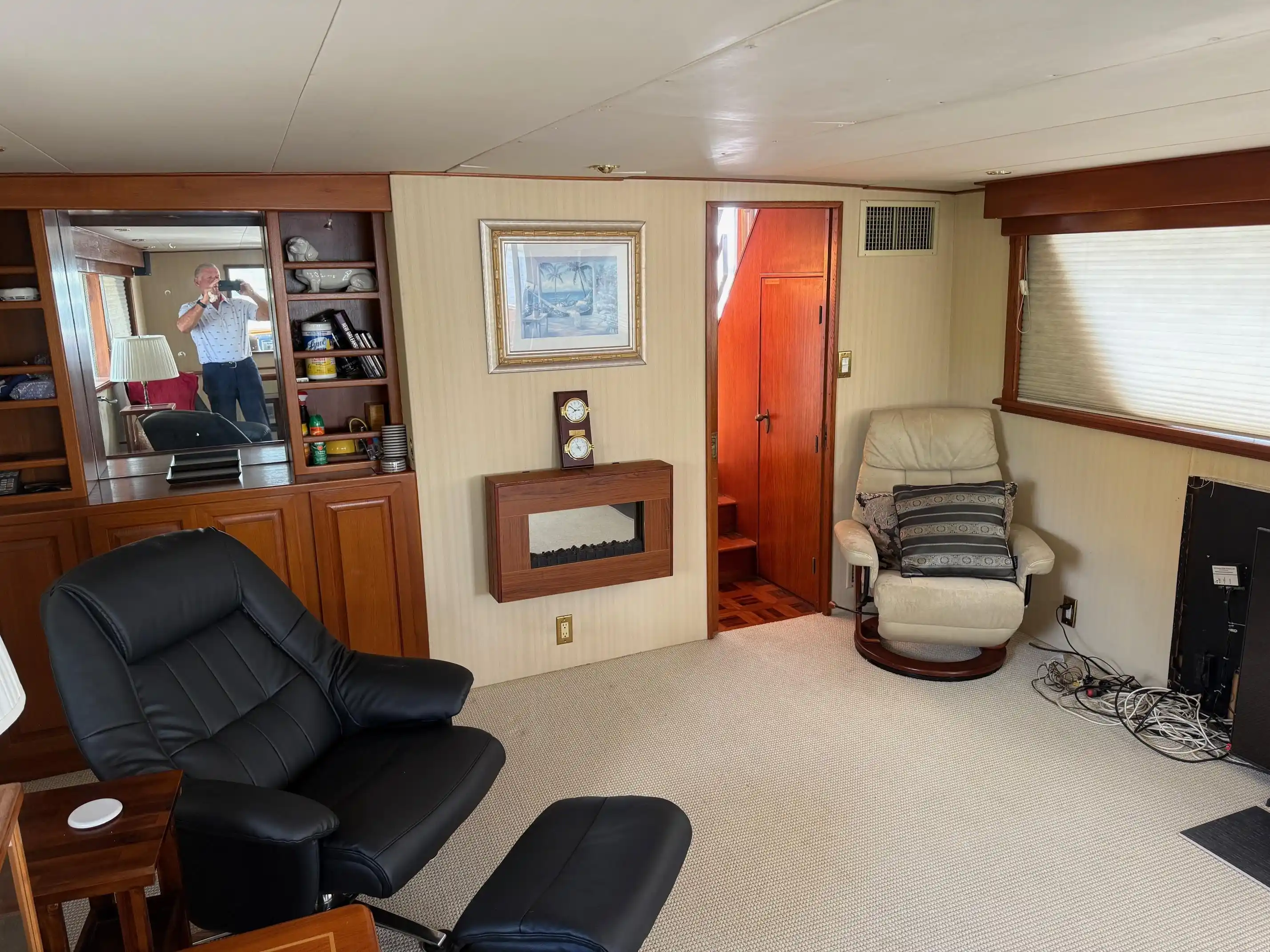 Intérieur du Burger Boats 81 Raised Pilothouse
