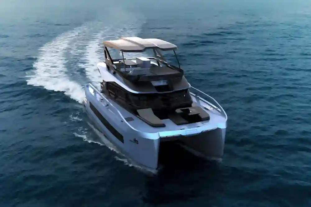 Lazzuri Atlantic Volcat 43
