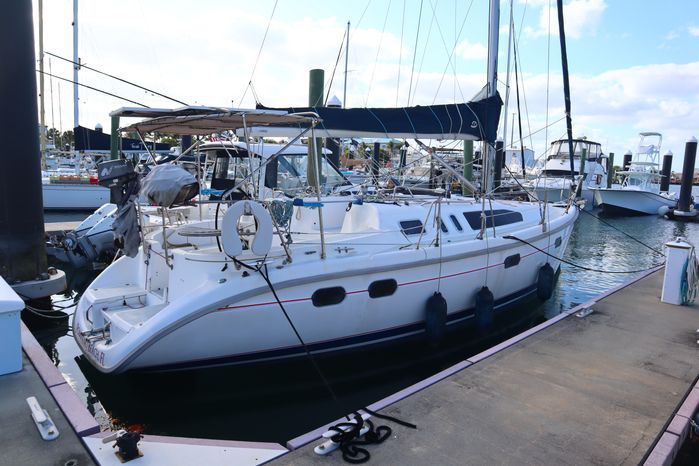 Hunter 37