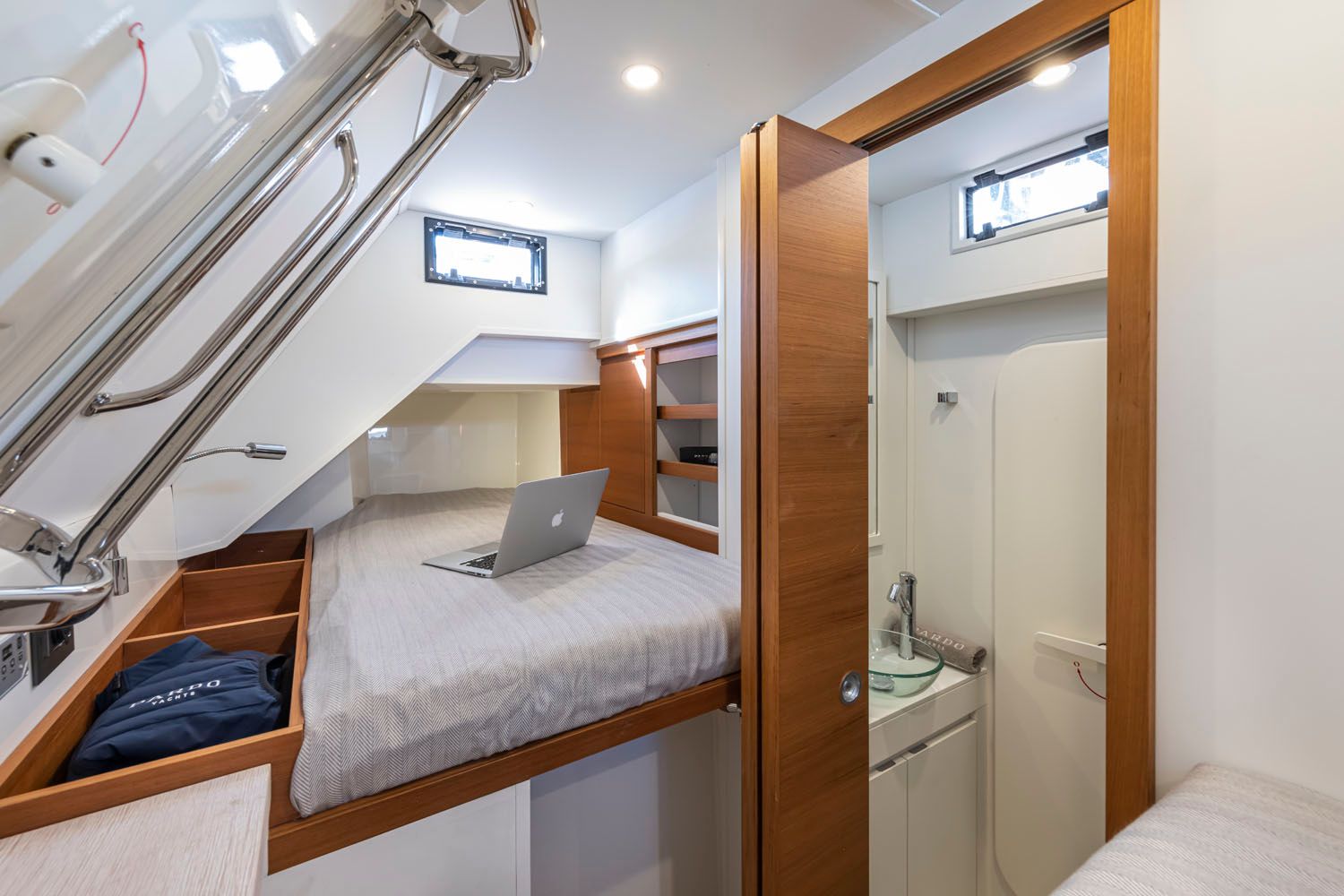 Pardo Yachts E60 Interior