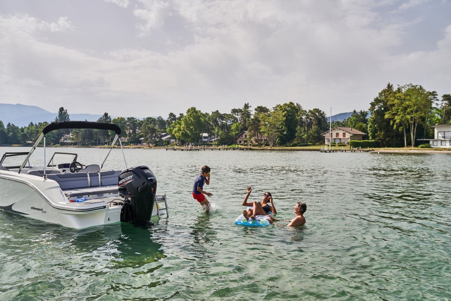 Interni del Bayliner M19