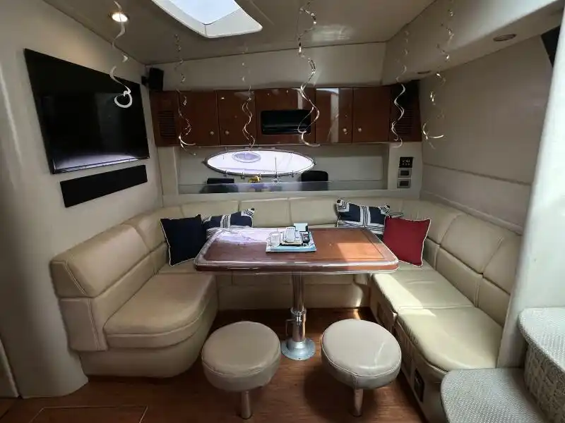 Interieur van de Formula Boats 45 Yacht
