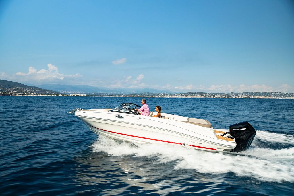 Bayliner VR6