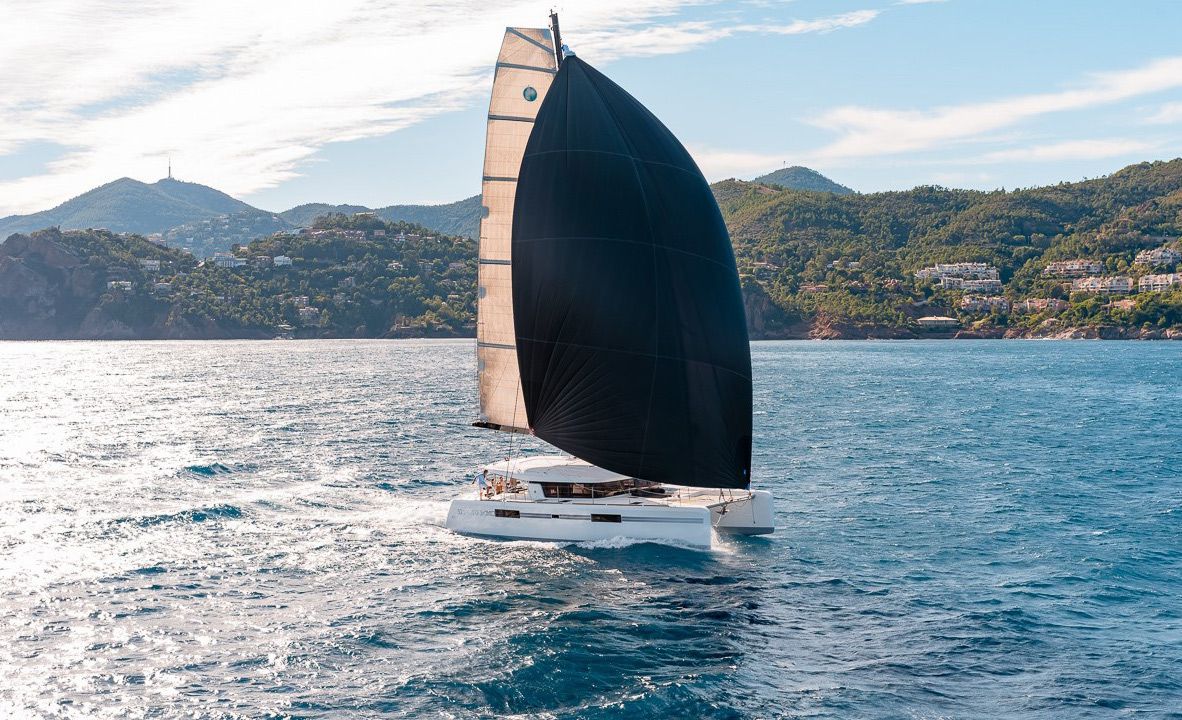 Extérieur du Lagoon 52 S