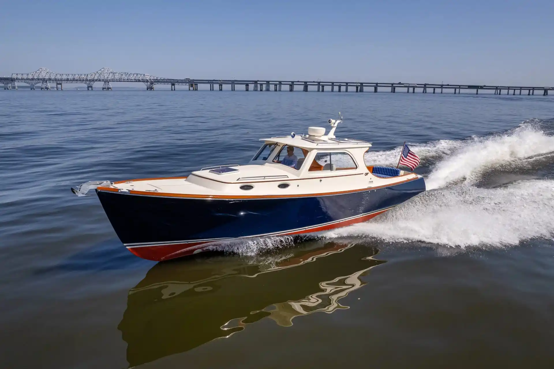 Hinckley Yachts Picnic Boat 36 EP