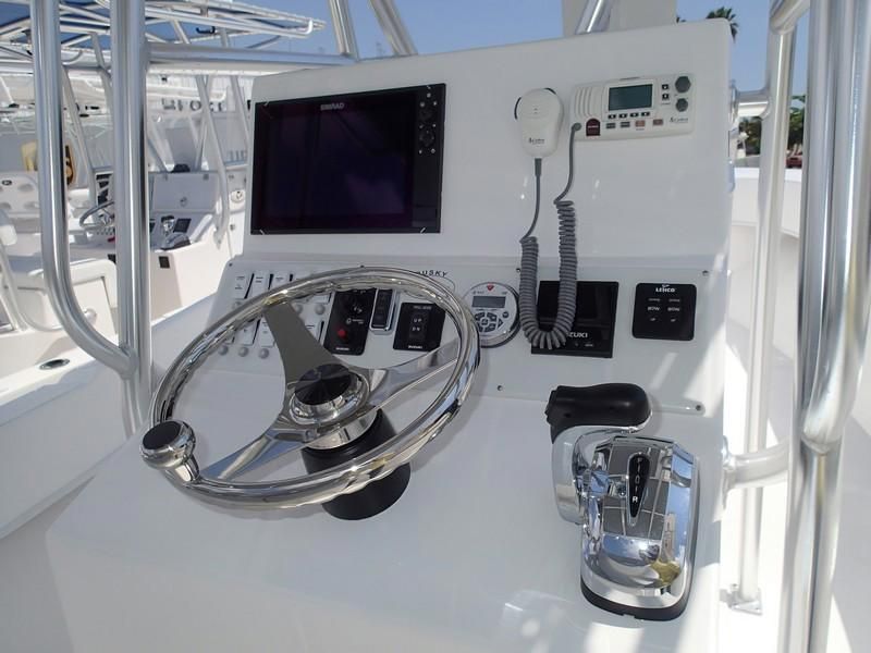 Intérieur du Dusky 252 XFT
