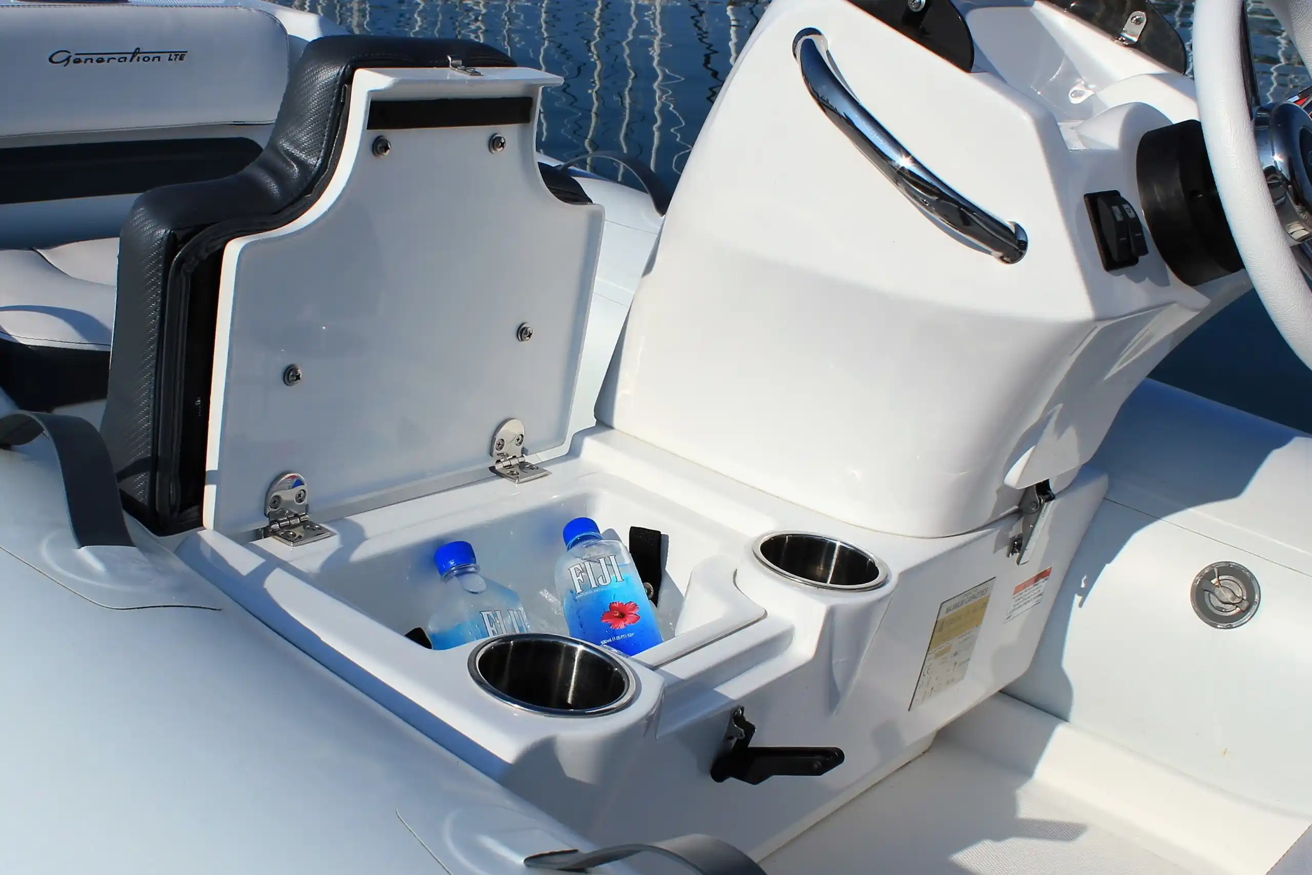Interior del Walker Bay Generation 10 LTE