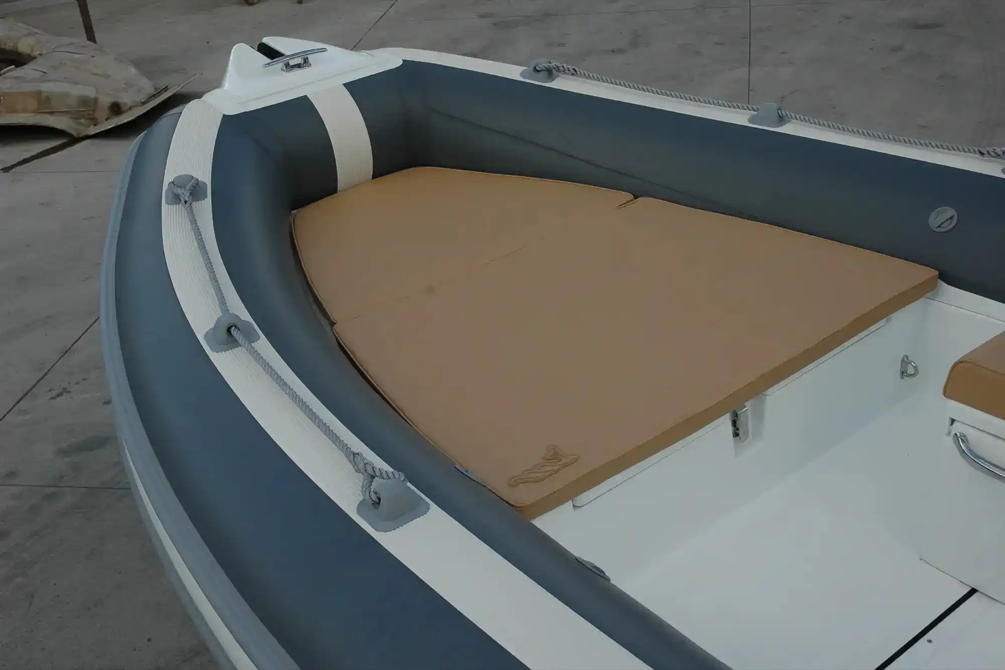 MV Marine MV 500 Exterior