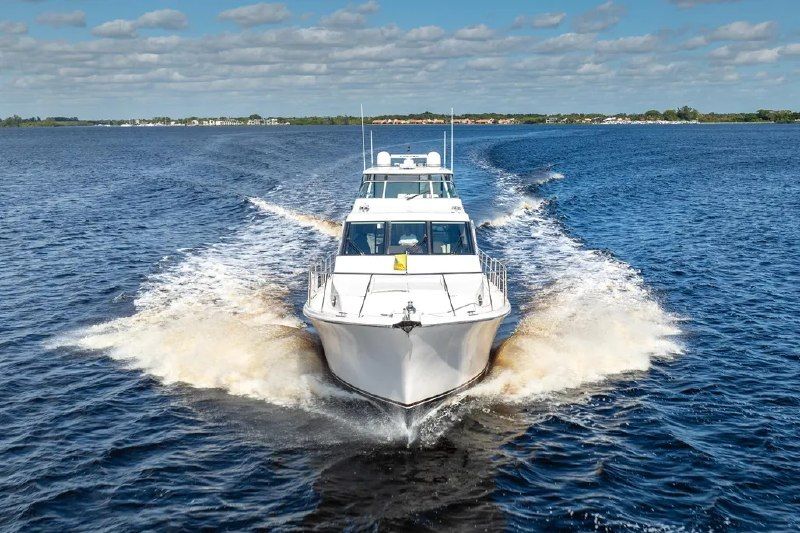 Pacific Mariner 65 Exterior