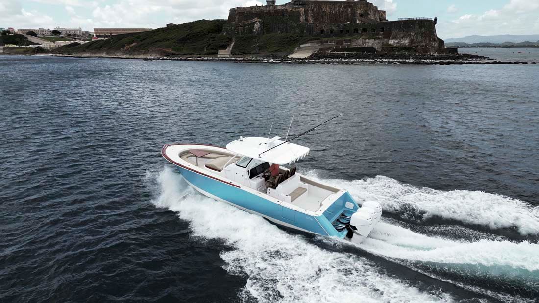 Vicem Yachts Center Console 37 Exterior