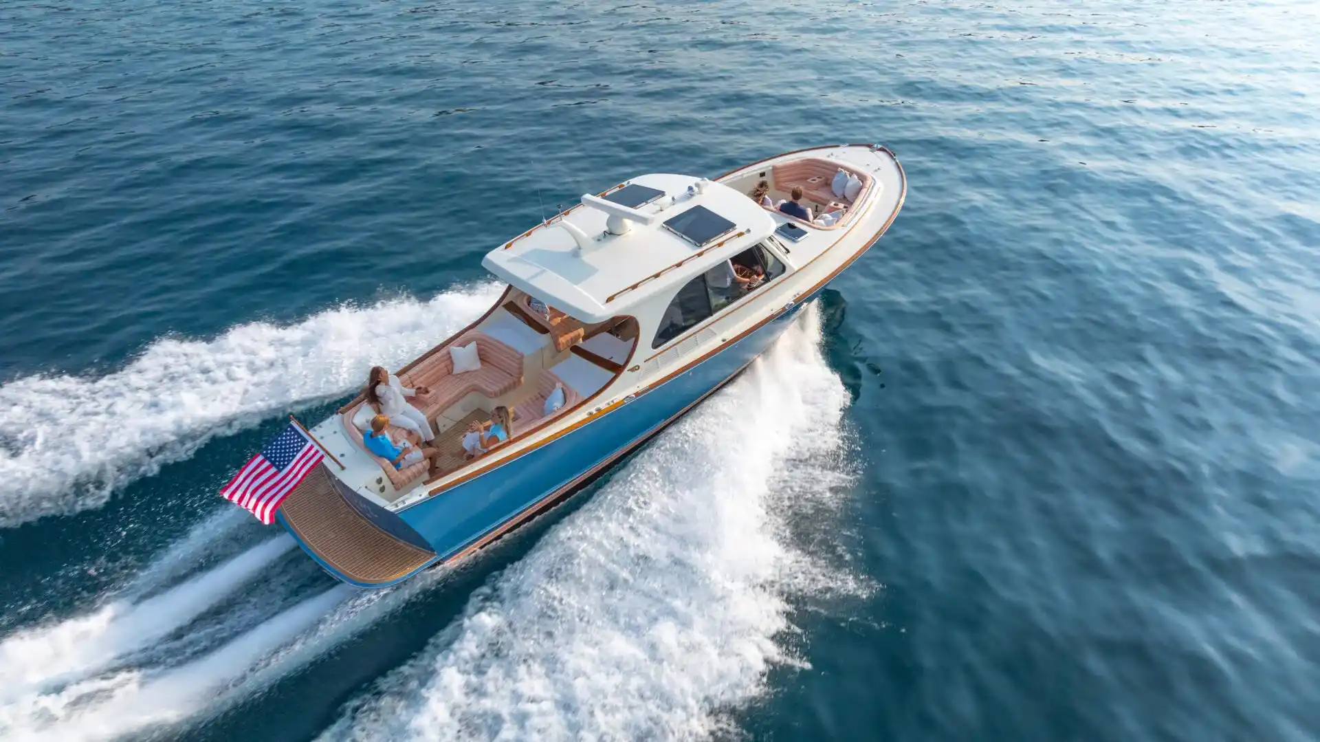 Hinckley Yachts Picnic Boat 39