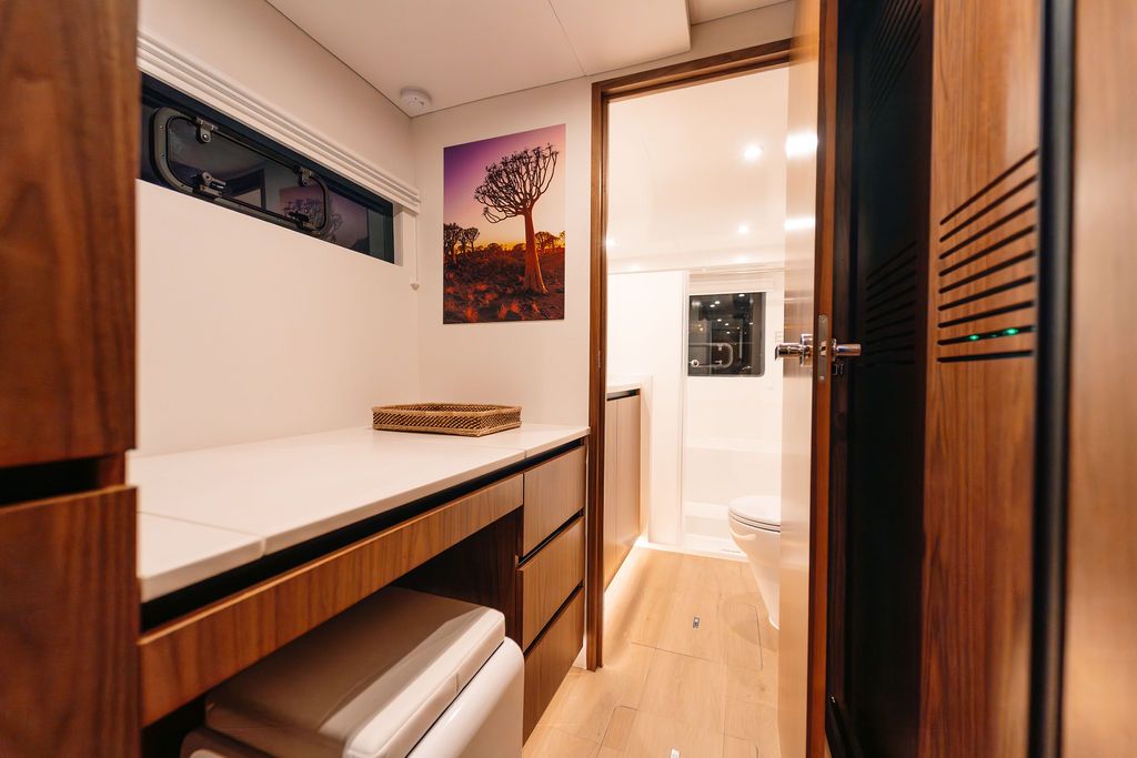 Balance 502 Interior