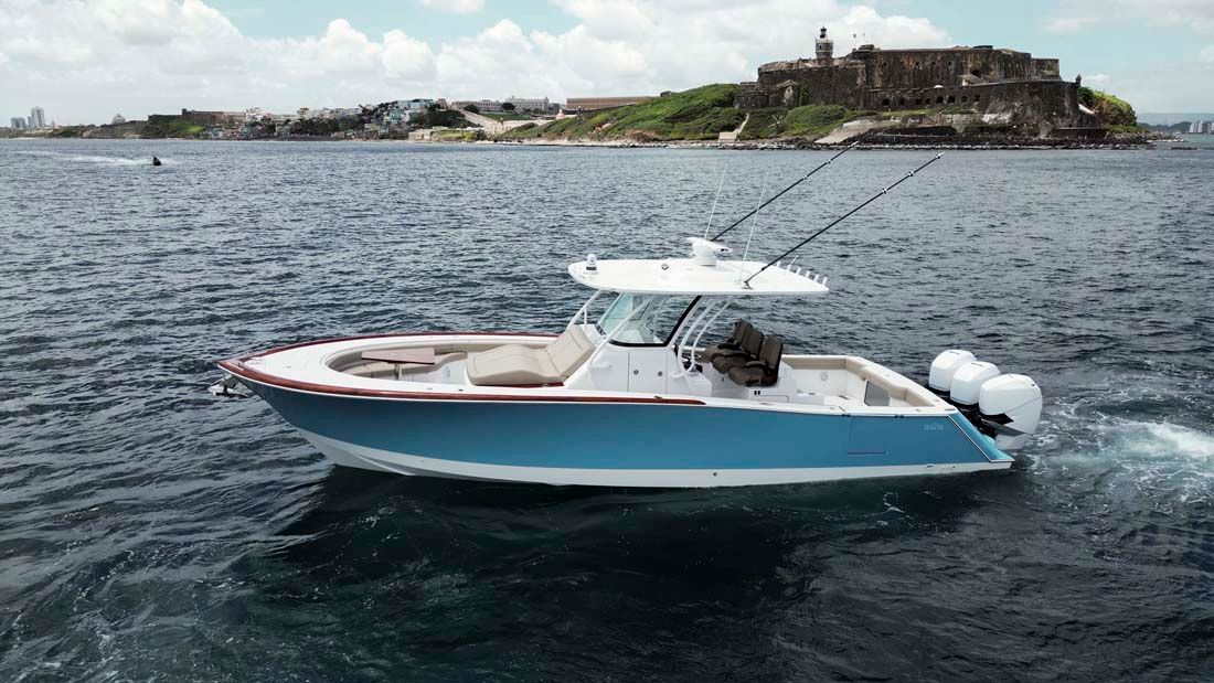 Vicem Yachts Center Console 37 Interior
