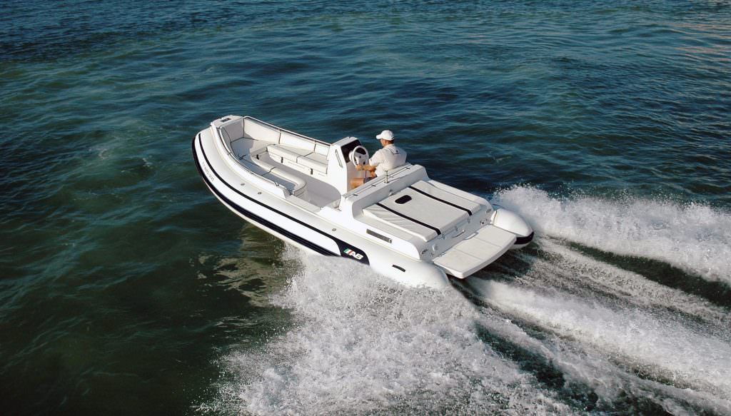 AB Inflatables Nautilus 19 DLX I-O