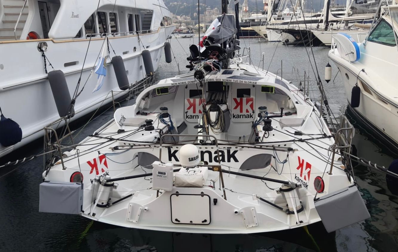 Intérieur du Custom Class 40 Tyker Evolution 3