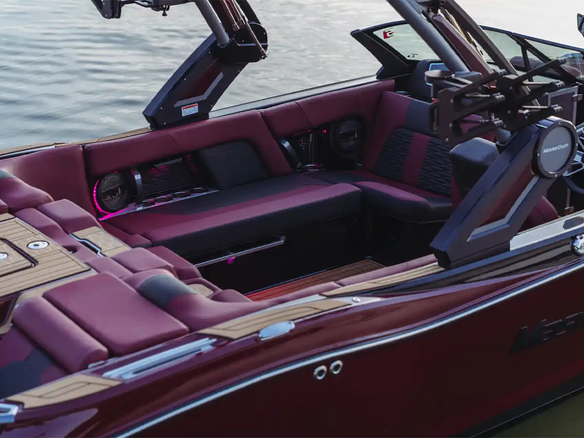 Esterni del MasterCraft X22