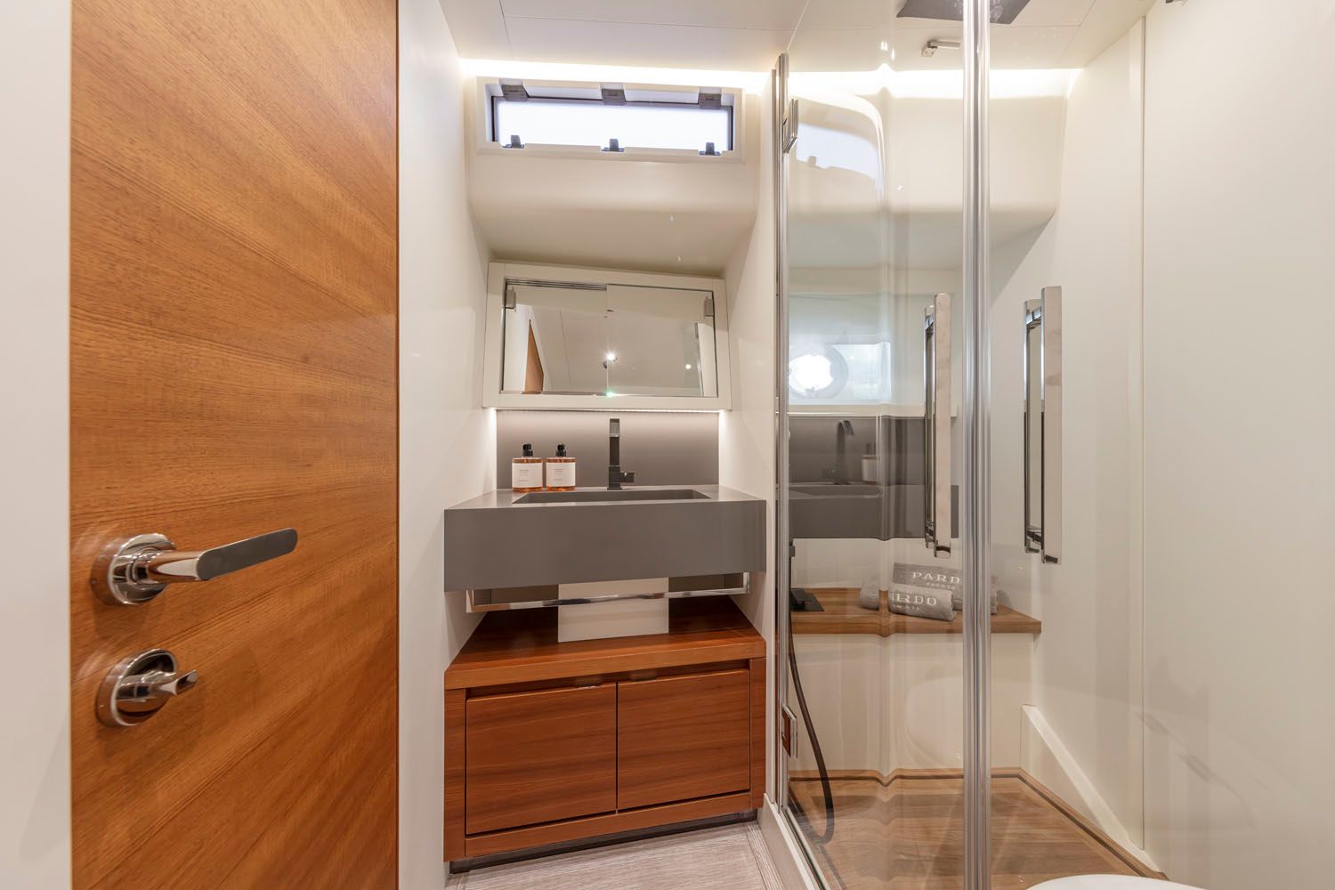 Pardo Yachts E60 Interior