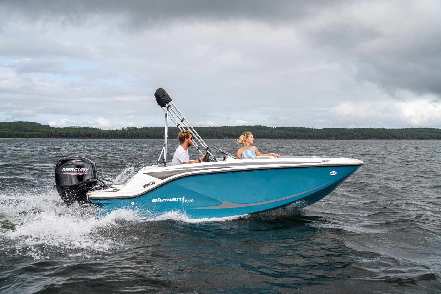 Bayliner M15 Interior