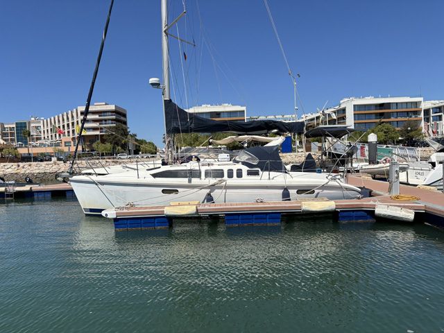 Hunter 336