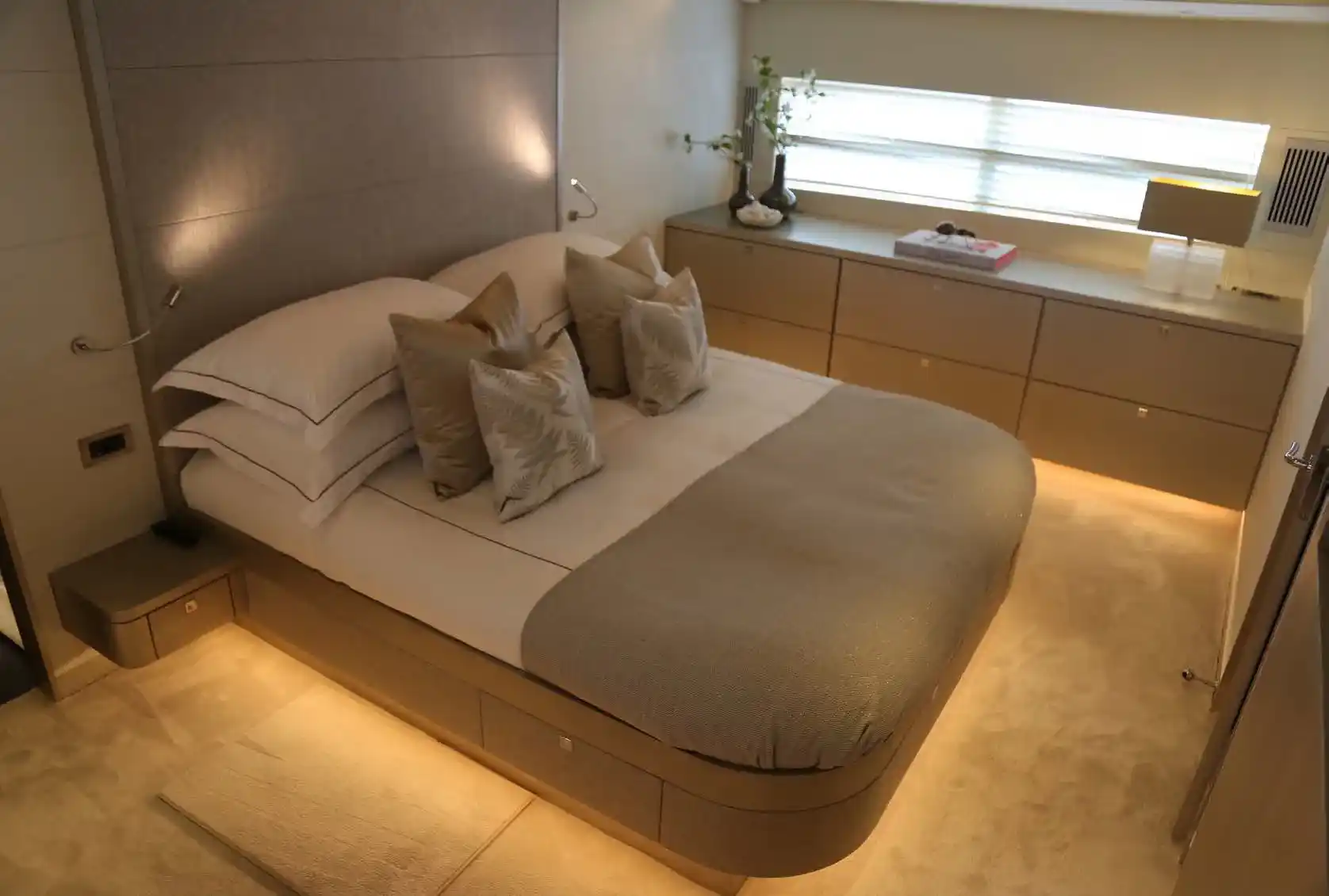 Van der Heijden Phantom 79 Interior