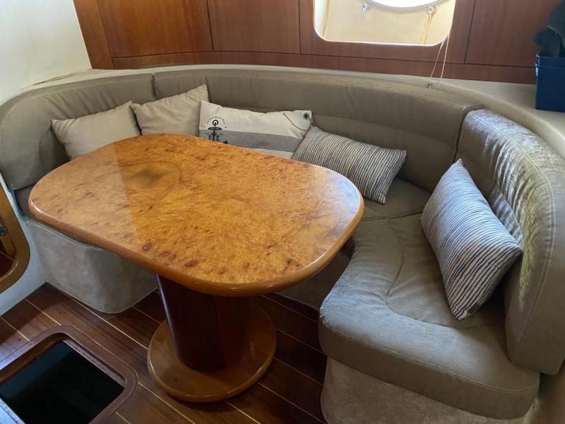 Interieur van de Innovazione e Progetti Mira 43