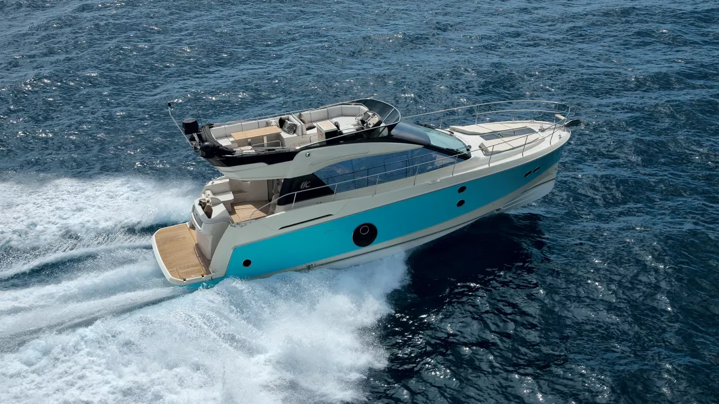Außenbereich der Beneteau Monte Carlo 5