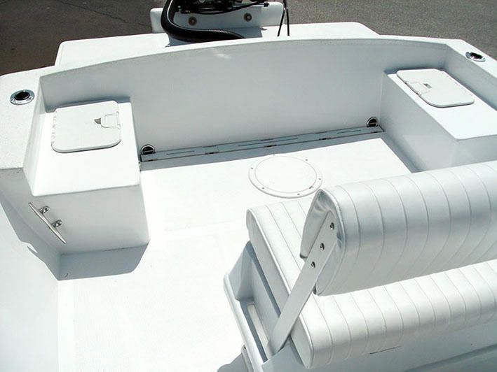 Interior del Dusky 218 RL