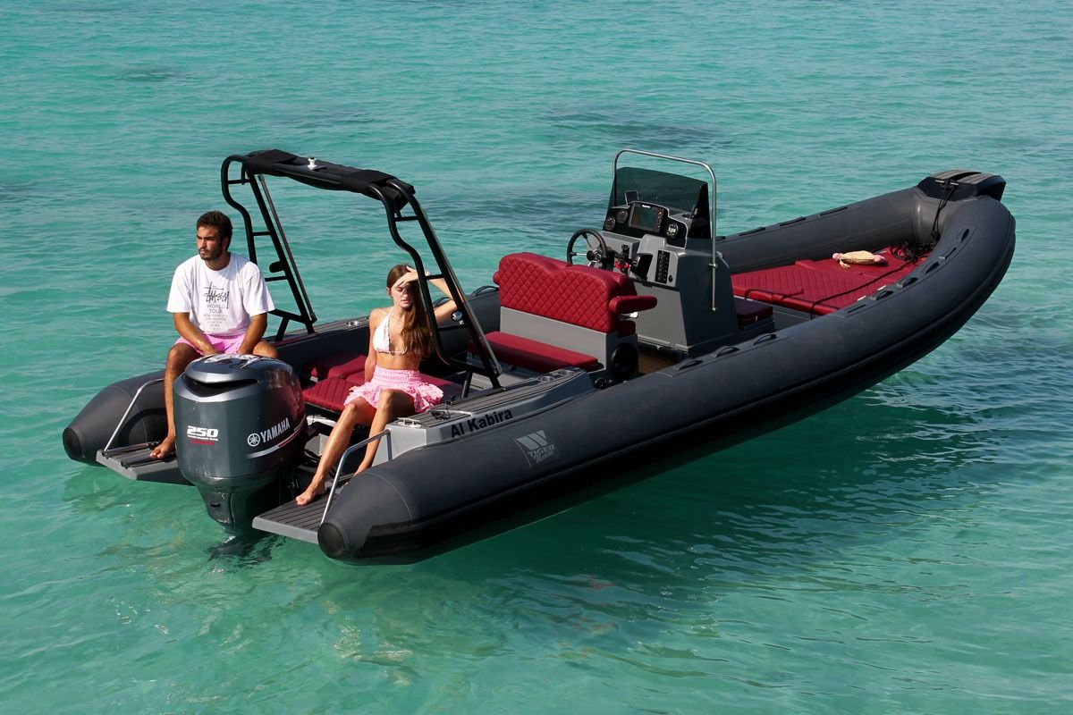 Interni del Tiger Marine ProLine 740