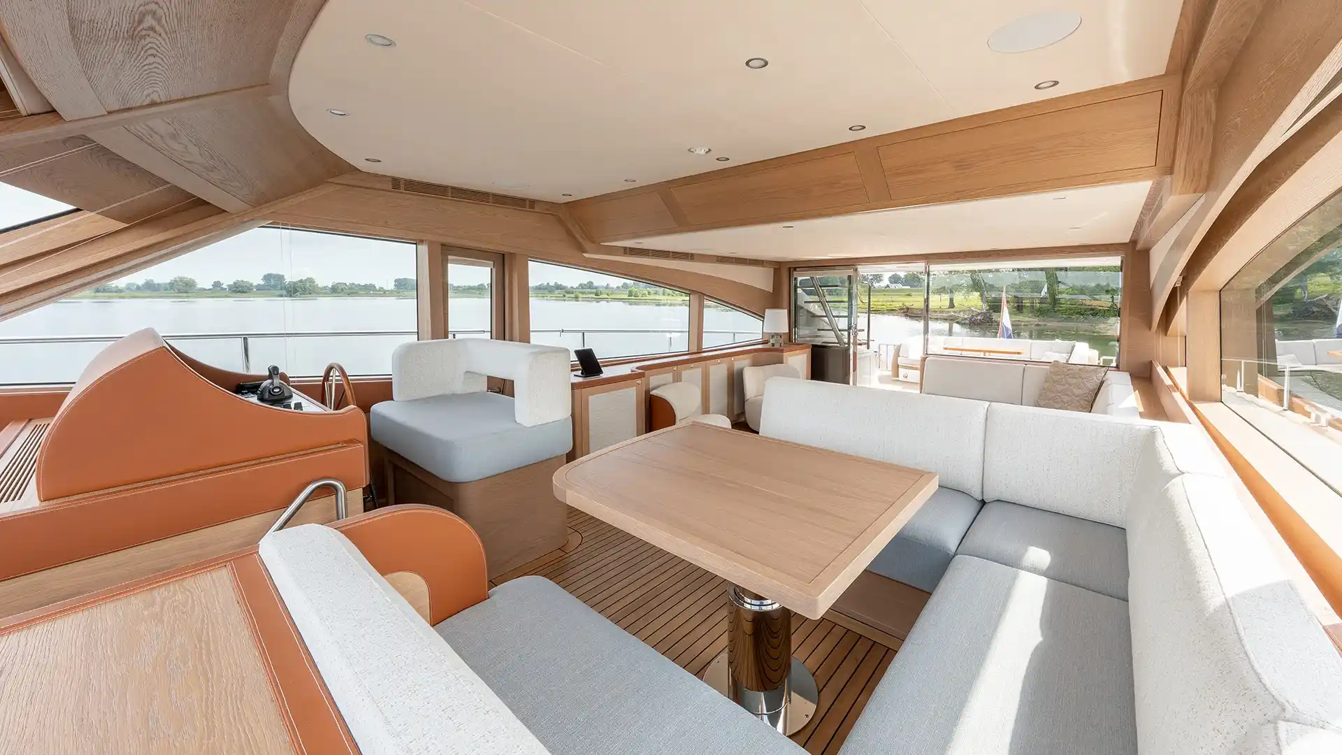 Interieur van de Mulder Favorite 2200
