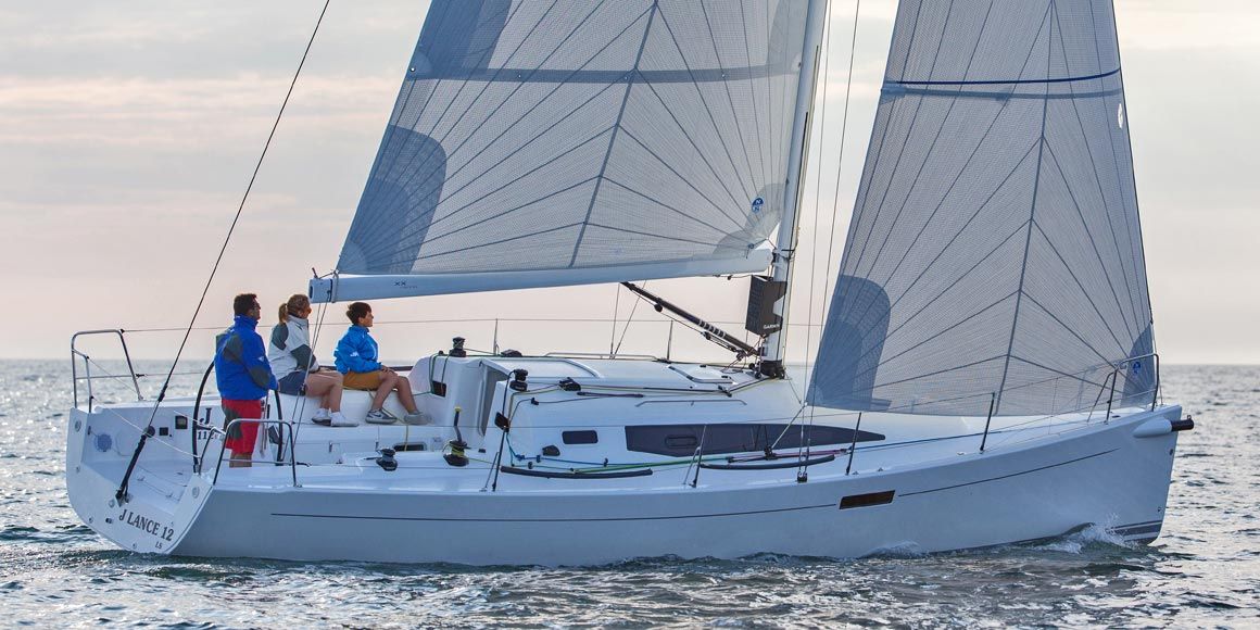 J Boats J/112E Exterior
