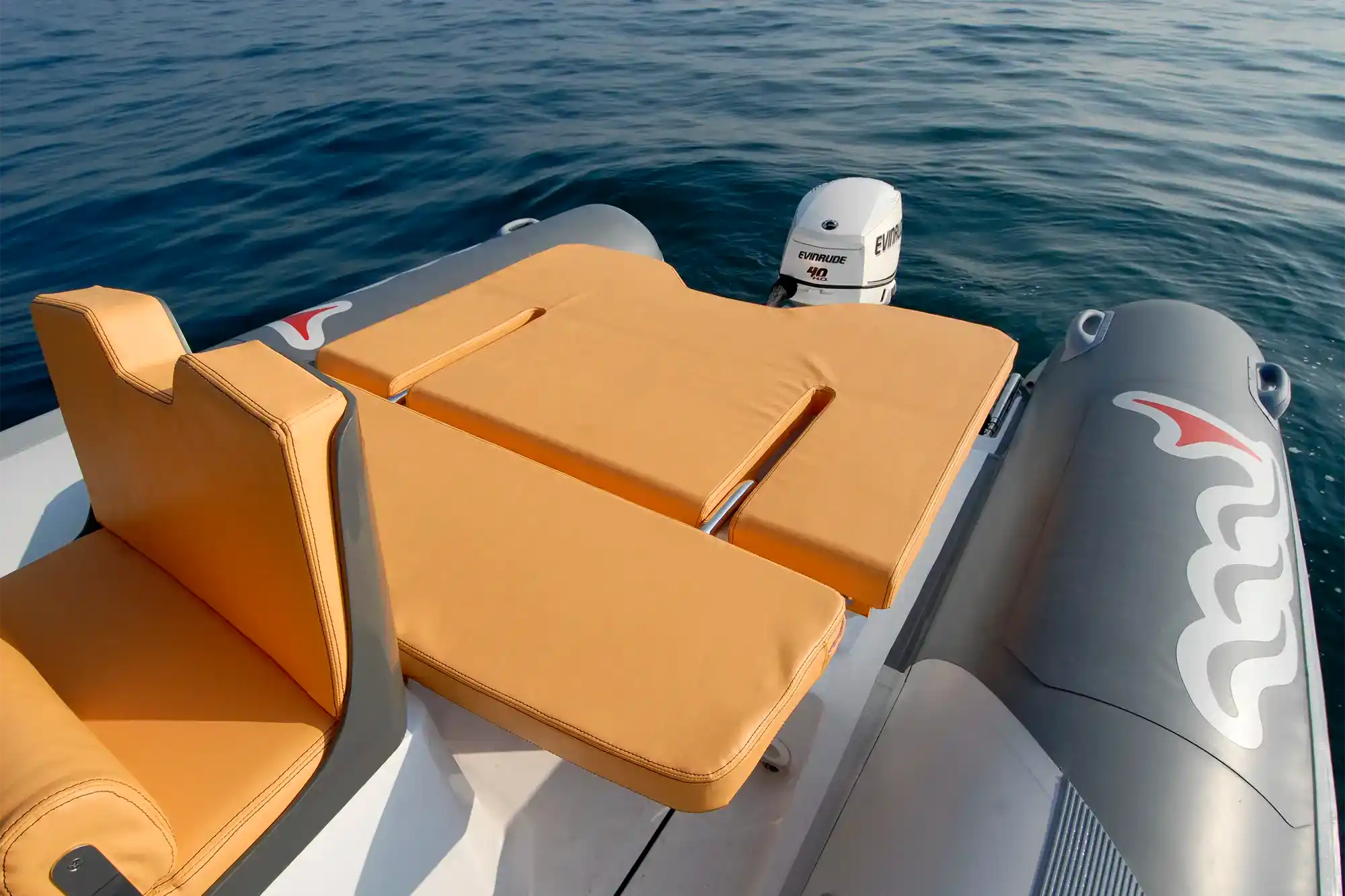 MV Marine 18 Technology Interior