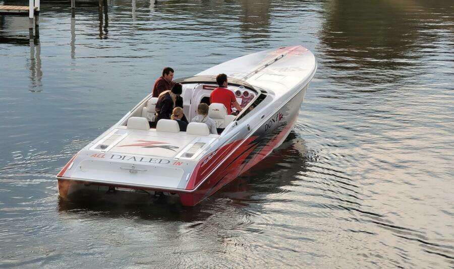 Donzi Marine 35 ZR