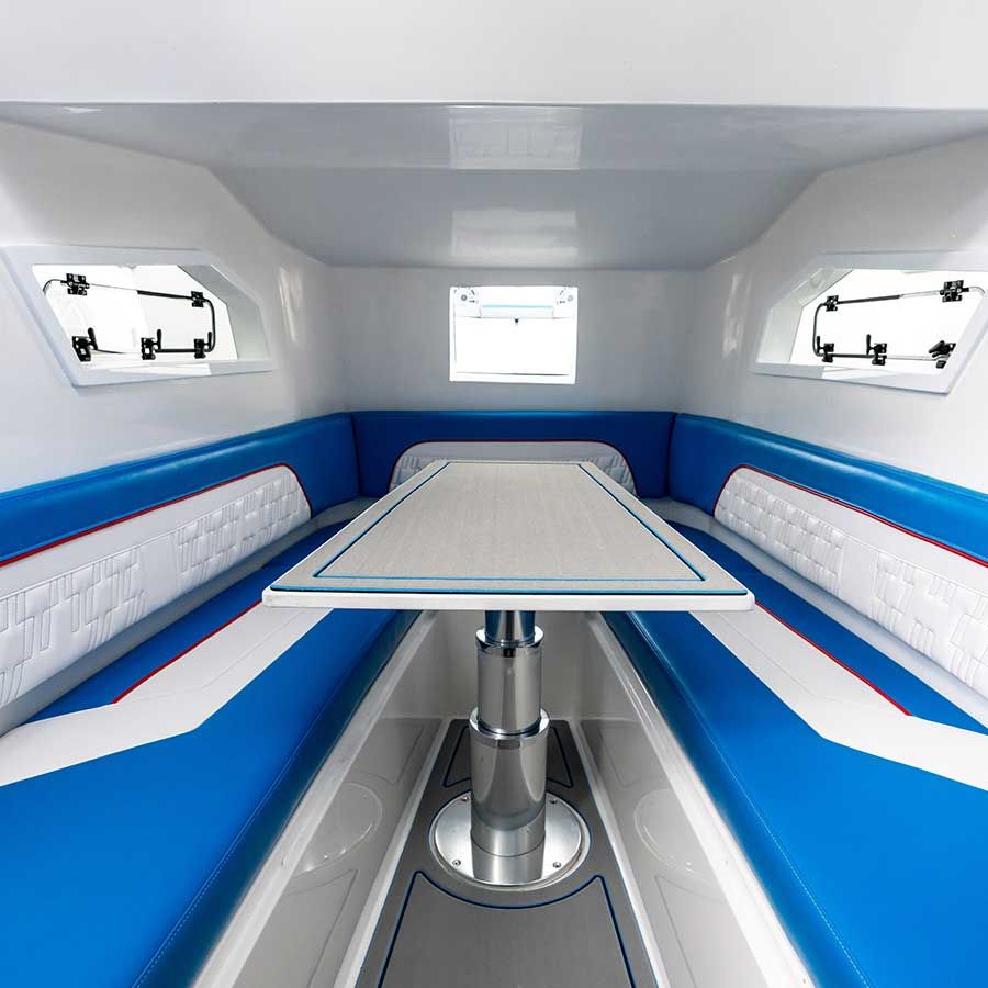 AMP American Marine Performance 433 Interior