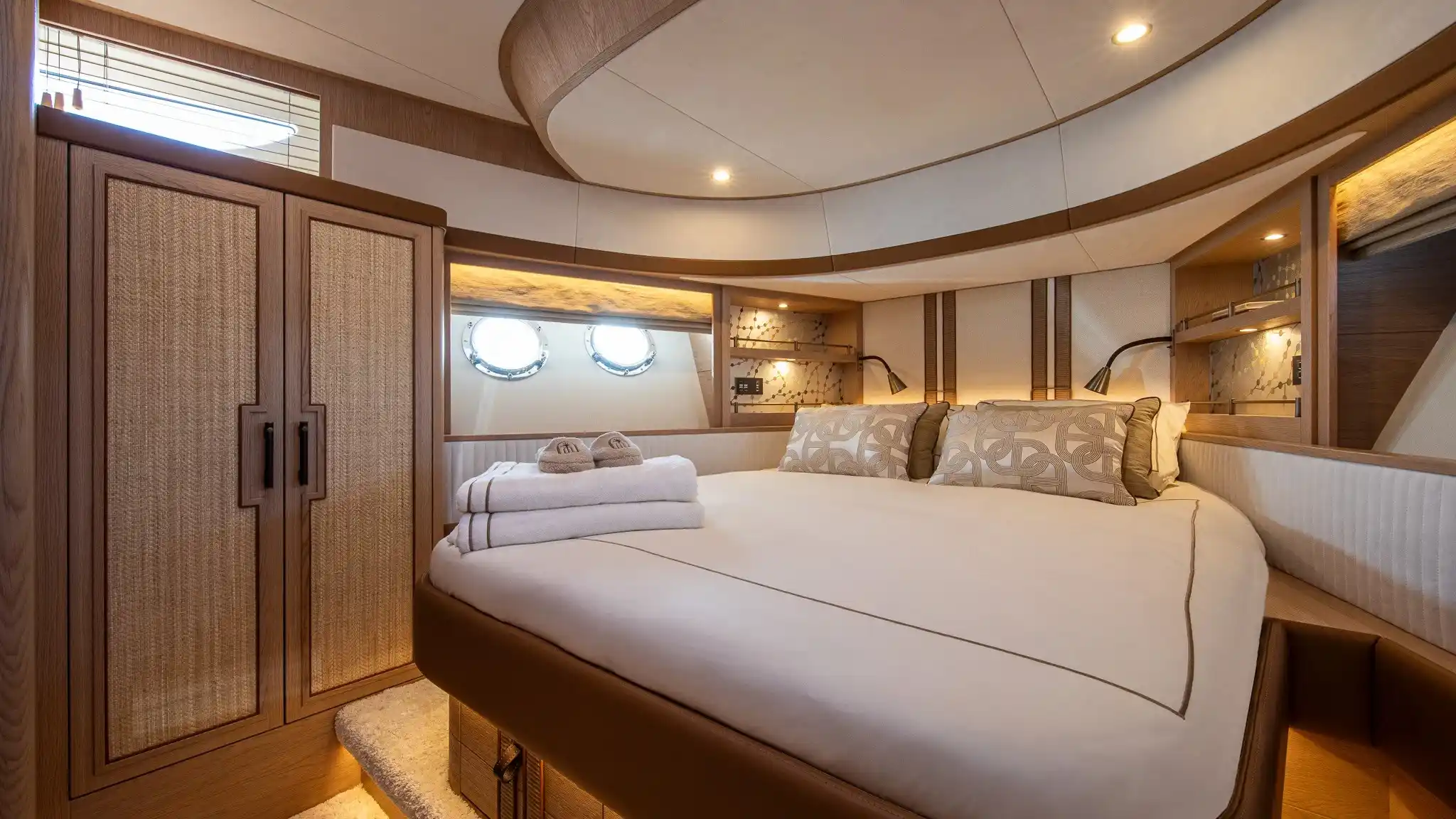 Mulder Favorite 1700 Interior