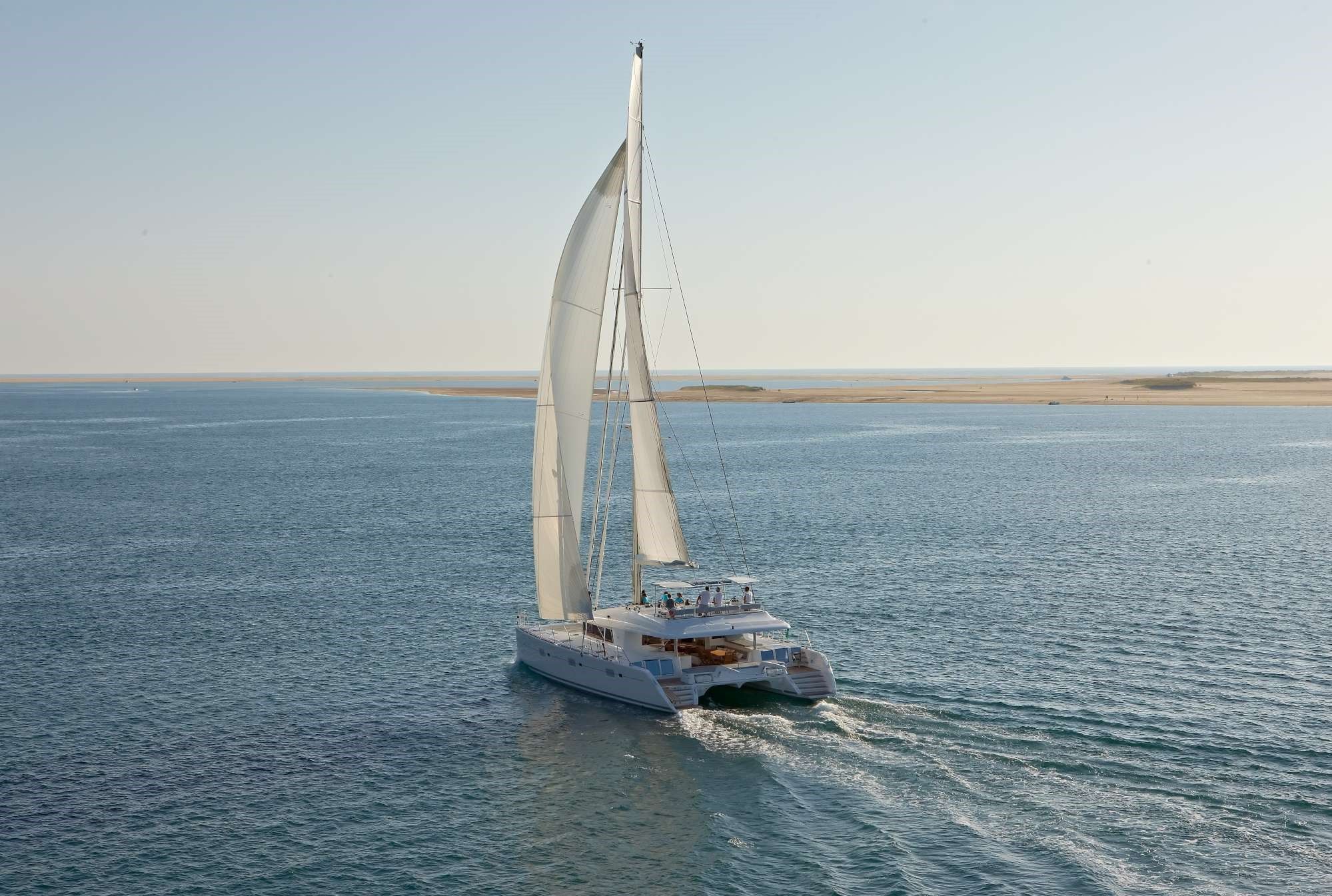 Lagoon 620