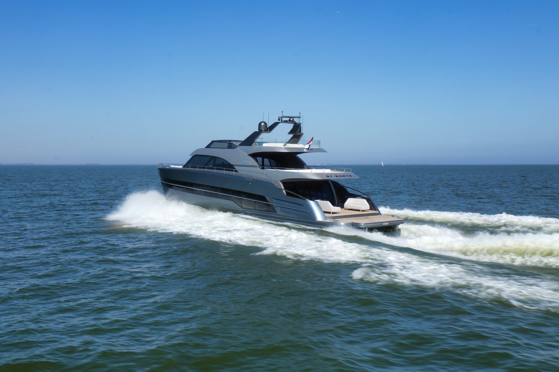 St-Barth Yachts 85 Fly