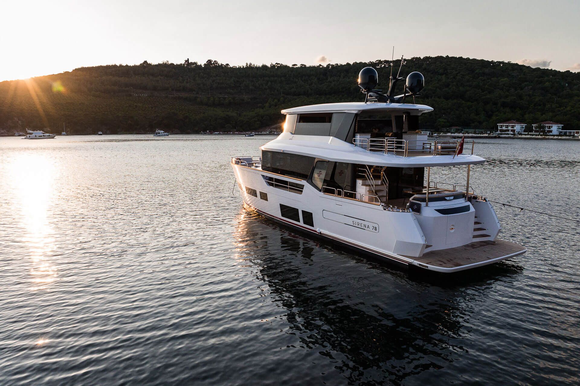 Yacht photo 1
