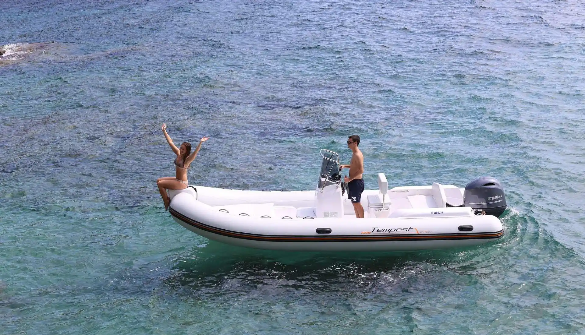 Interior del Cantieri Capelli Tempest 625 Easy