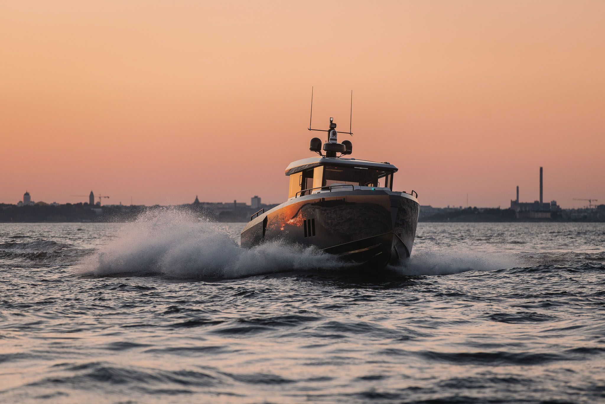 XO Boats EXPLR 44