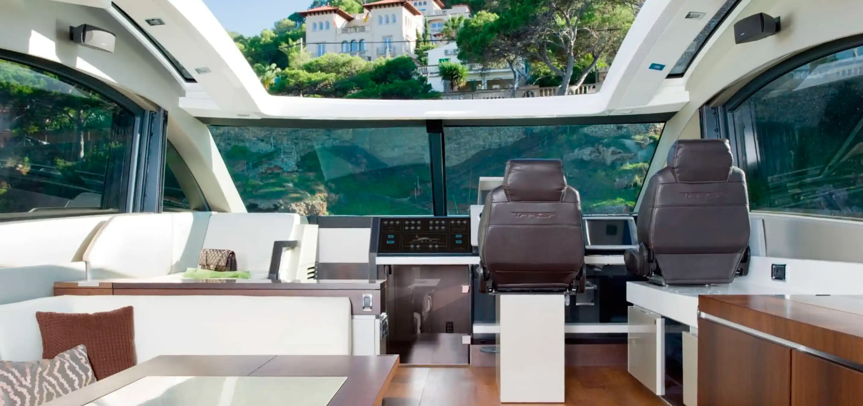 Interieur van de Fairline 58 Targa GT