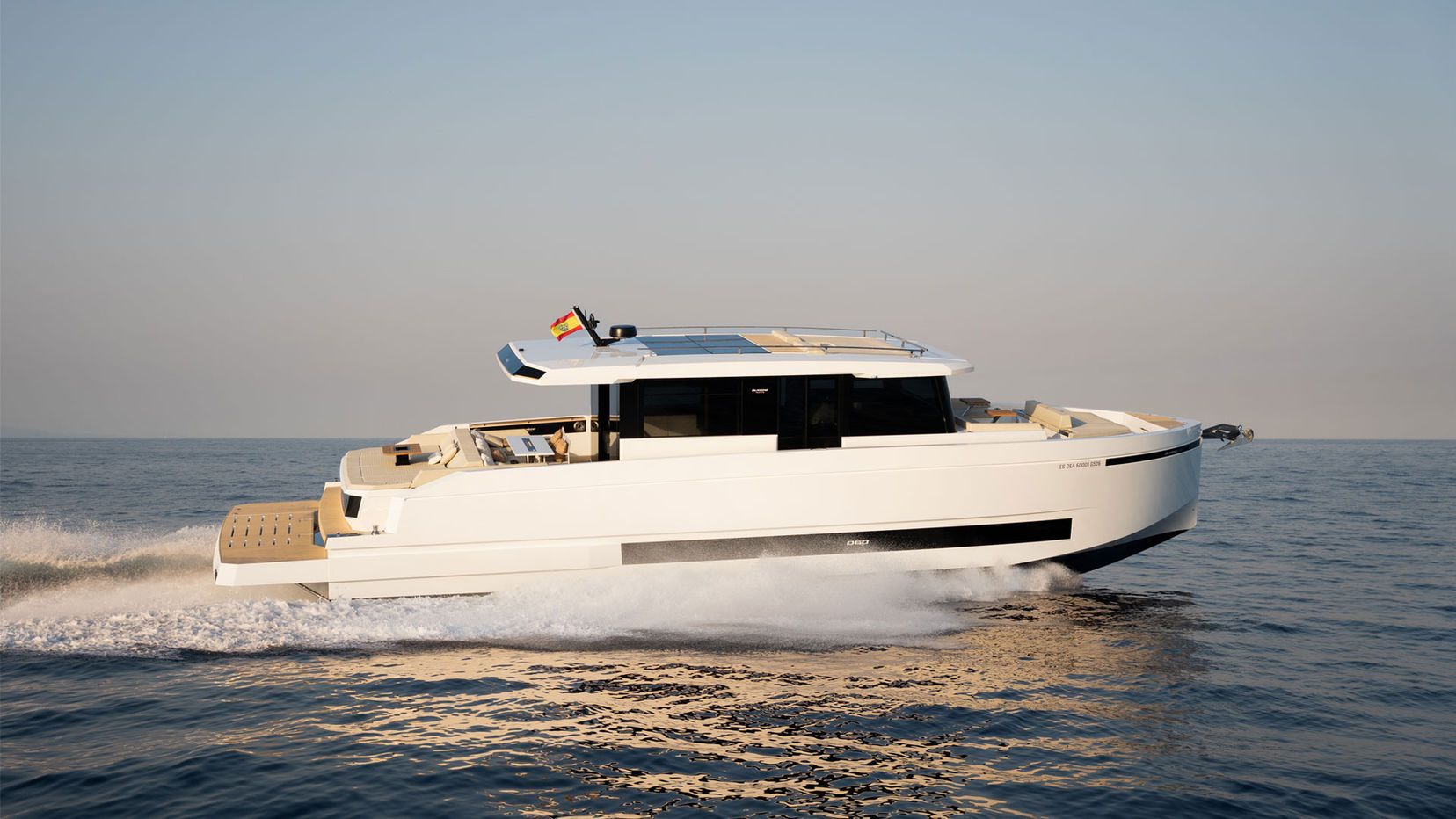 De Antonio Yachts D60 Exterior