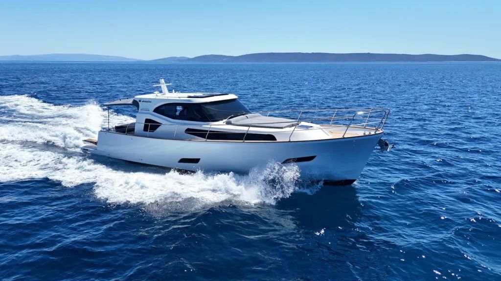 Monachus Yachts Issa 45 photo