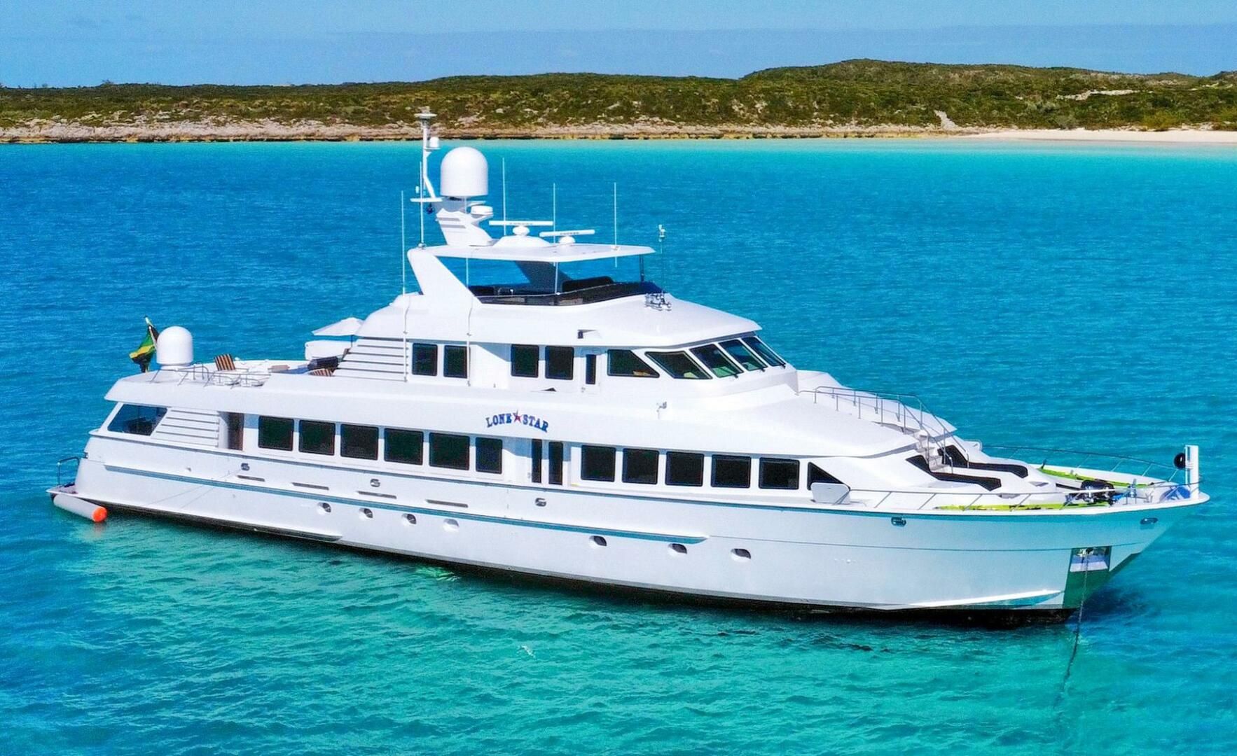 Hatteras 130