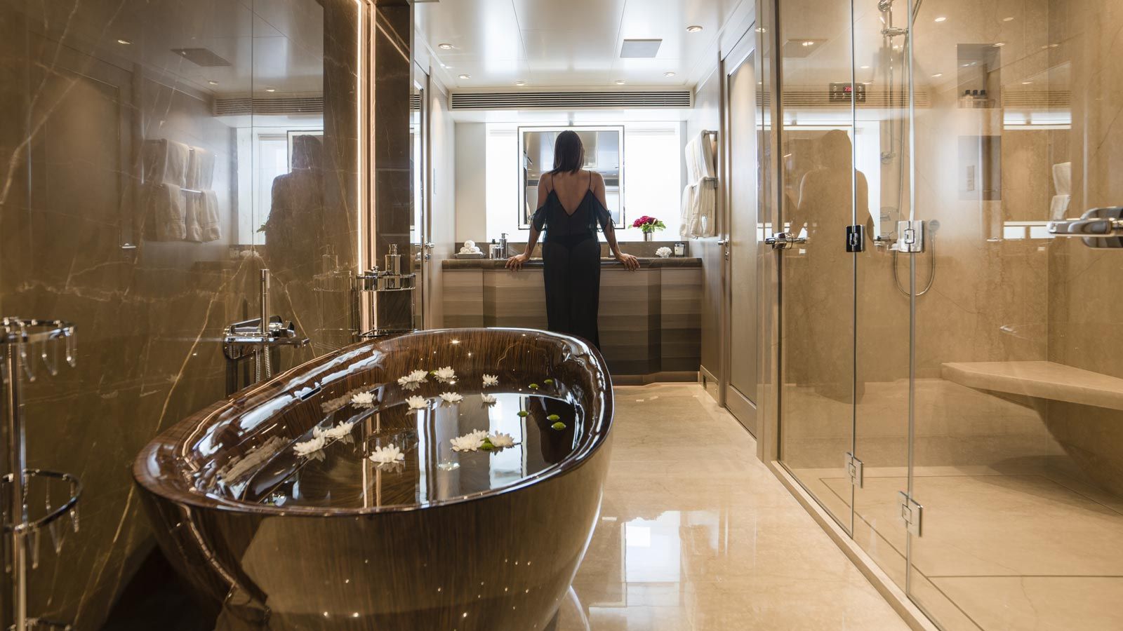 Interni del Heesen Yachts Irisha