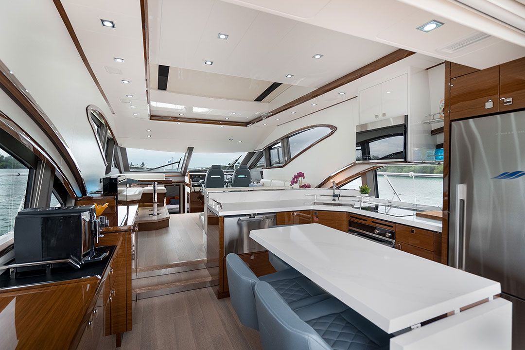 Interieur van de Neptunus Yachts 650E